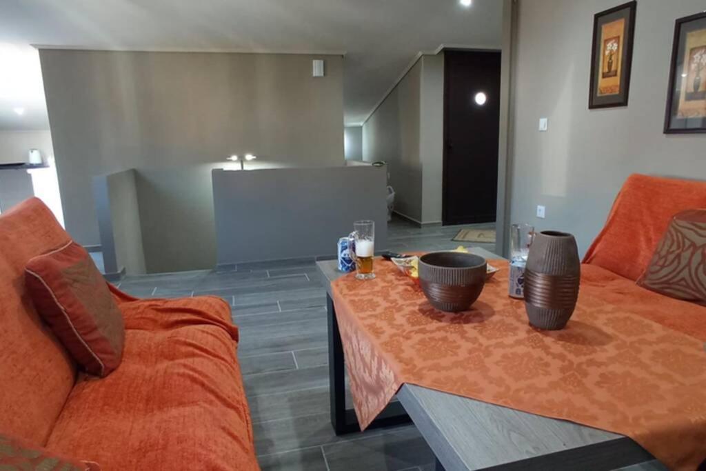 Aretoysa Center Luxury Suites 2 Nea Peramos  Exterior photo